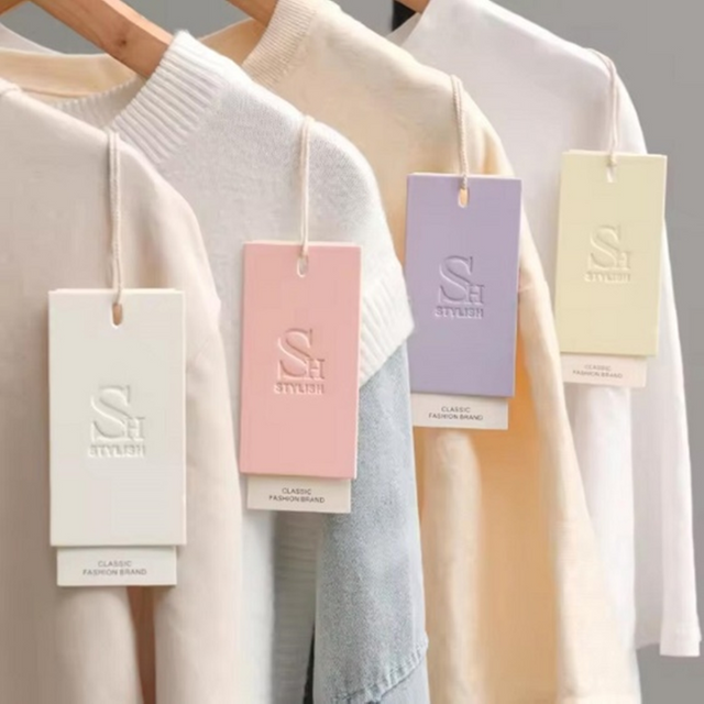 &Eacute;tiquettes volantes pour v&ecirc;tements